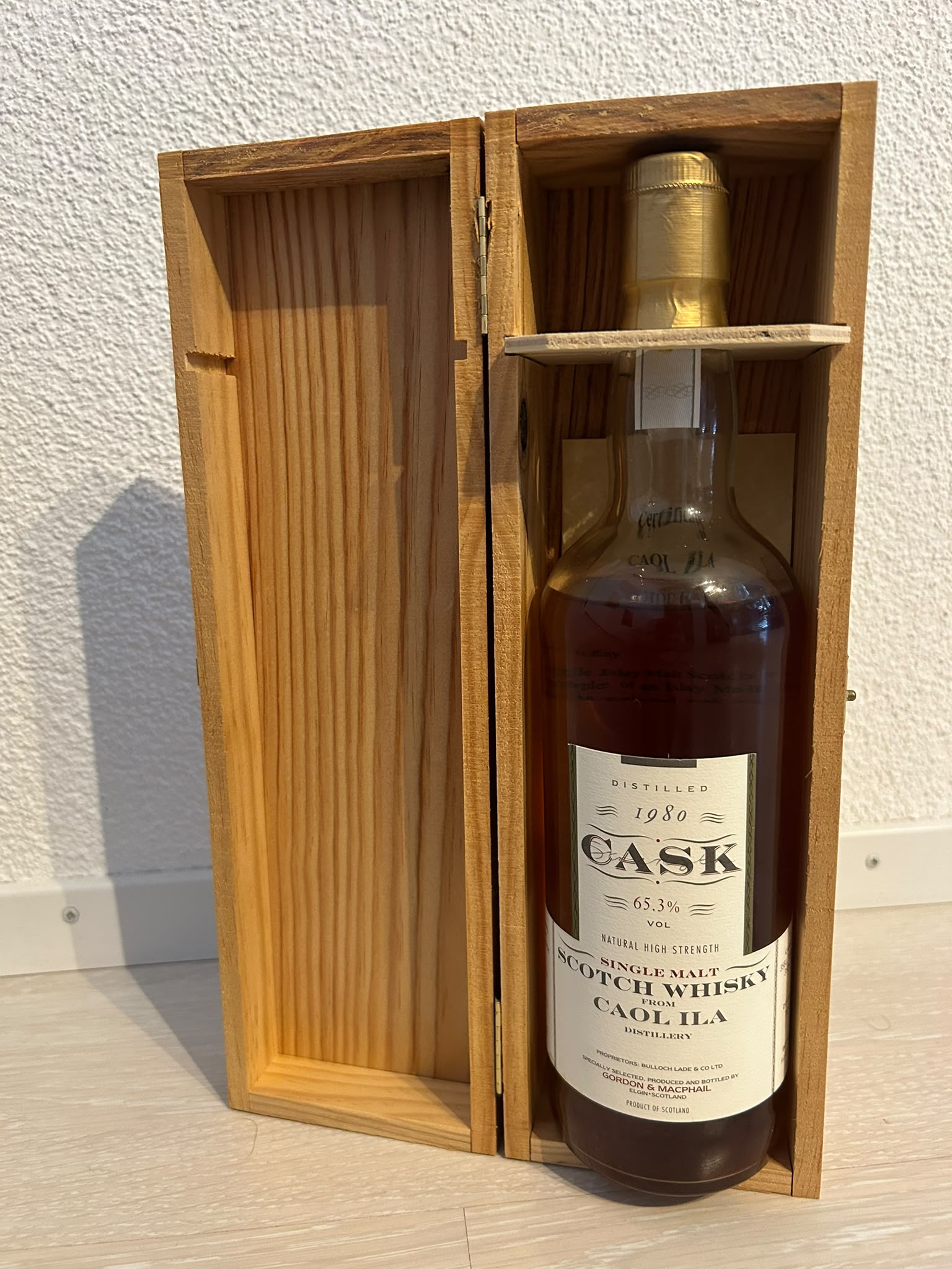 Caol Ila 1980 Gordon & MacPhail Cask Strength 65.3%